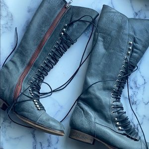 Steve Madden Knee High lace up boots